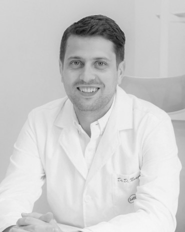 Dr. David Neagu